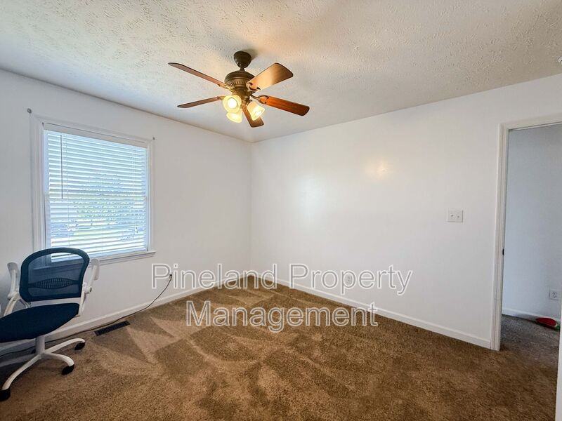 815 Zapata Ln - Photo 7 of 19