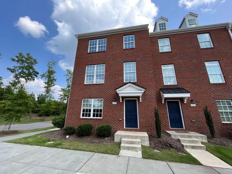 1103 Excelsior Grand Ave - Photo 2 of 31