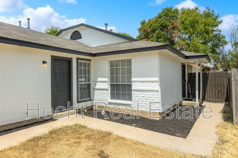 2308 Fuzz Fairway - Photo 2 of 31