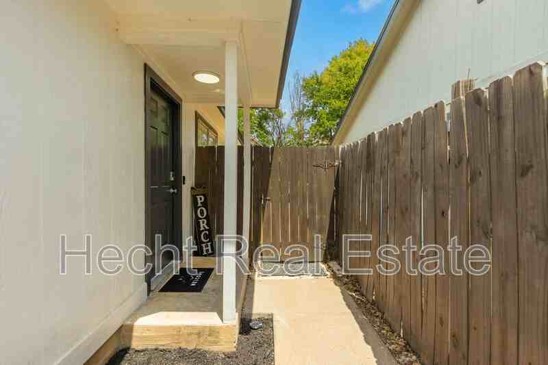 2308 Fuzz Fairway - Photo 3 of 31