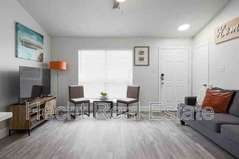 2308 Fuzz Fairway - Photo 7 of 31