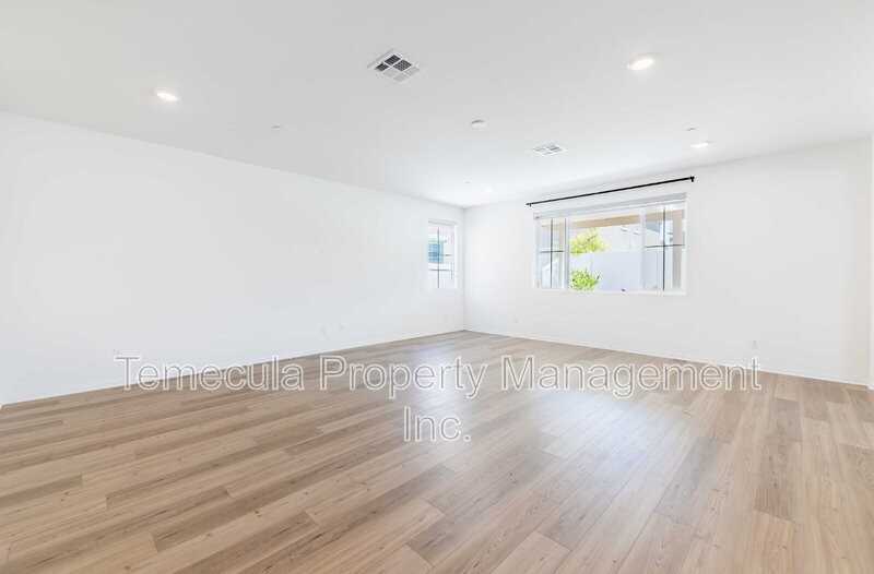 1816 Tapaderos St - Photo 2 of 21