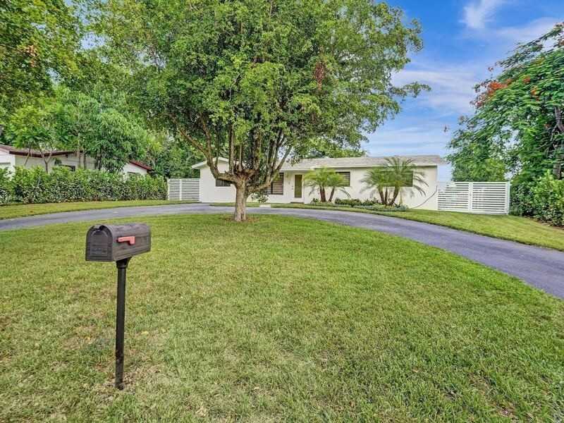 260 Nw 36th St - Photo 5 of 35