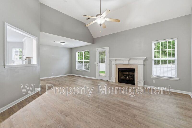 572 Preakness Ci Pleasant View - Photo 5 of 34