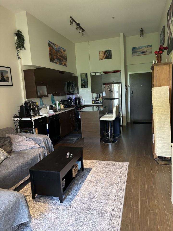 139 Street #400 - Photo 3 of 13