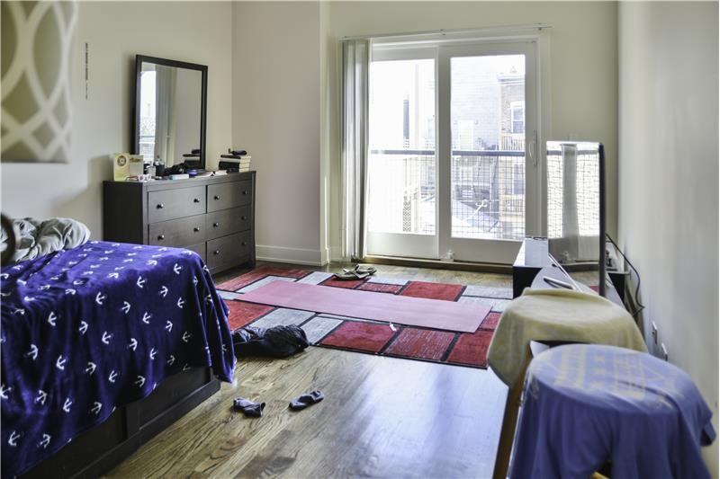 2127 W Division St #2F - Photo 6 of 18