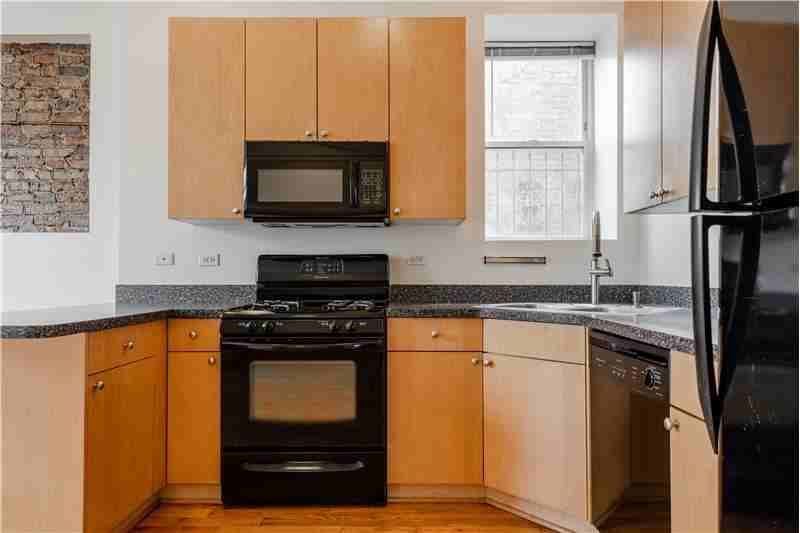 1822 N Campbell Ave #2F - Photo 4 of 15