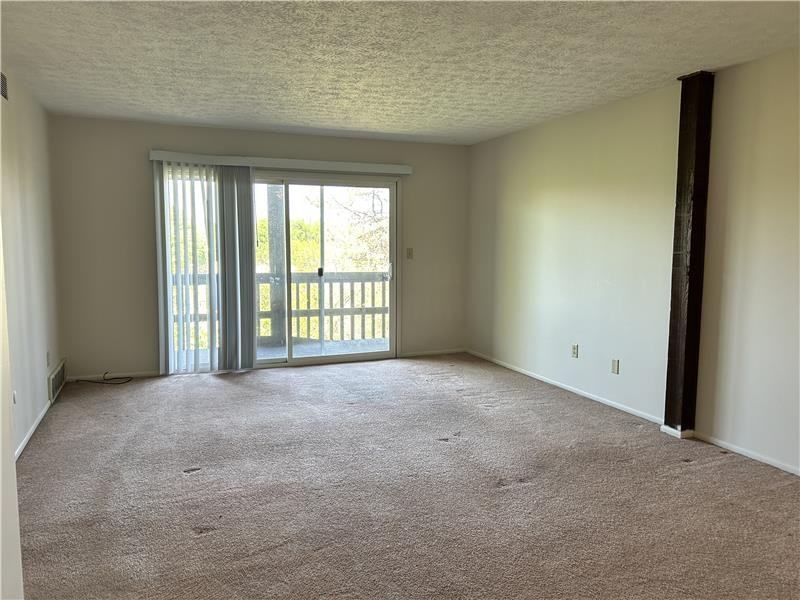 4309 Earl Dr #C6 - Photo 2 of 10