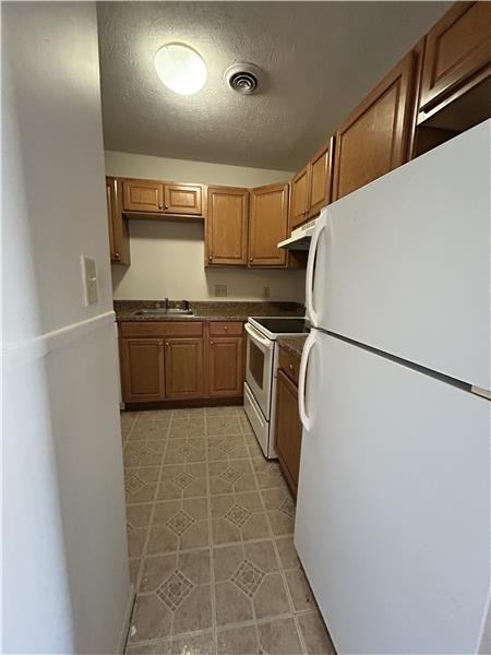 4309 Earl Dr #C6 - Photo 5 of 10