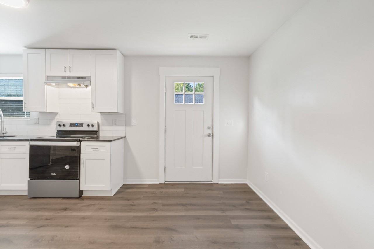 Bel Aire Avenue 1202 - Photo 7 of 18