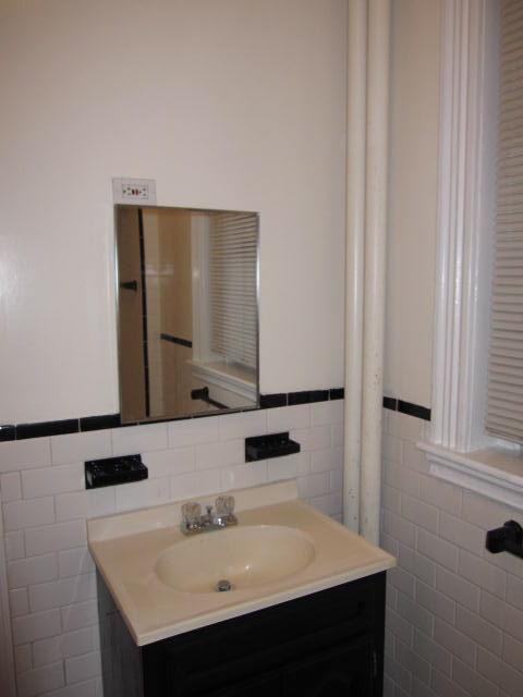 12 Fuller St #2