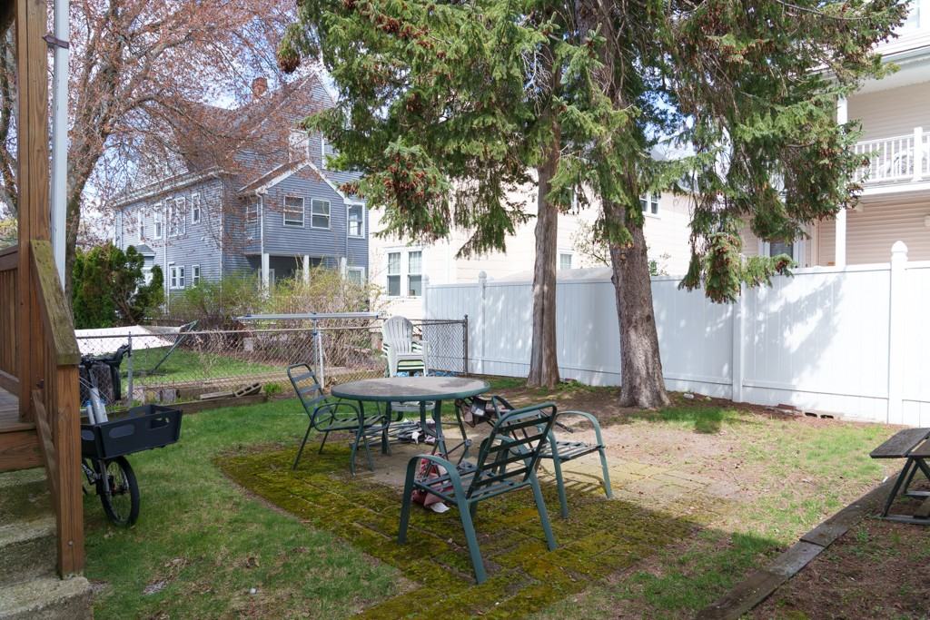 8 Niles St #2D - Photo 3 of 24