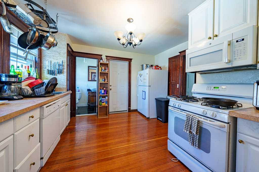 8 Niles St #2D - Photo 4 of 24
