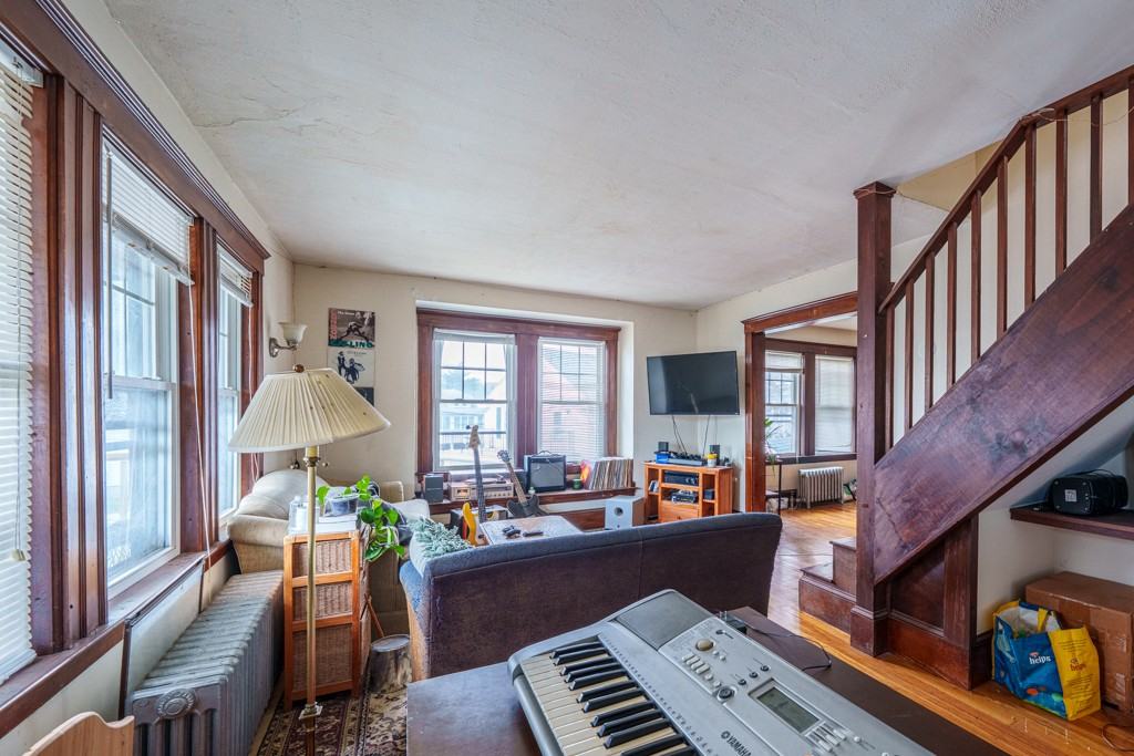 8 Niles St #2D - Photo 6 of 24