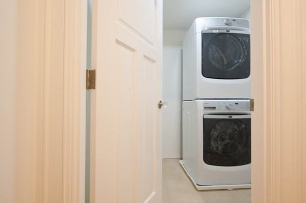 379 Belmont St #379 - Photo 6 of 15
