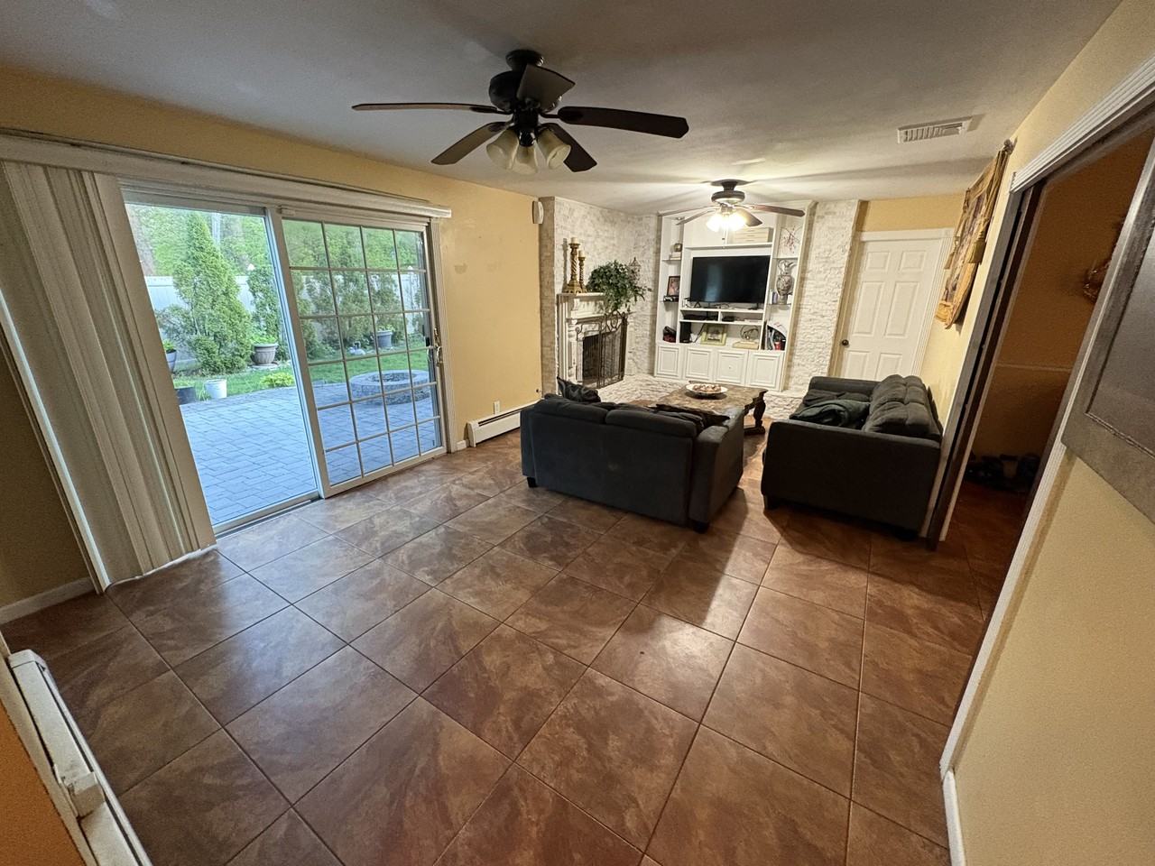 30 Dumond Place - Photo 4 of 15