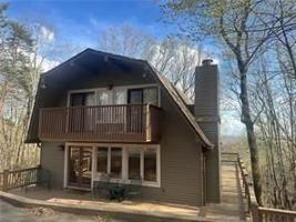 featured image of 185 Alpine Dr