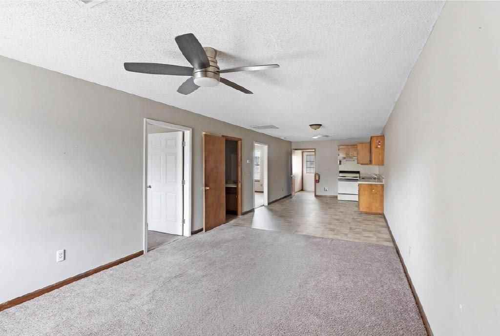 124 Evergreen Trail Apt. B Trail, 4 ##4 - Photo 3 of 9