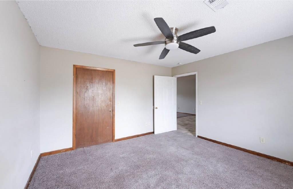 124 Evergreen Trail Apt. B Trail, 4 ##4 - Photo 6 of 9