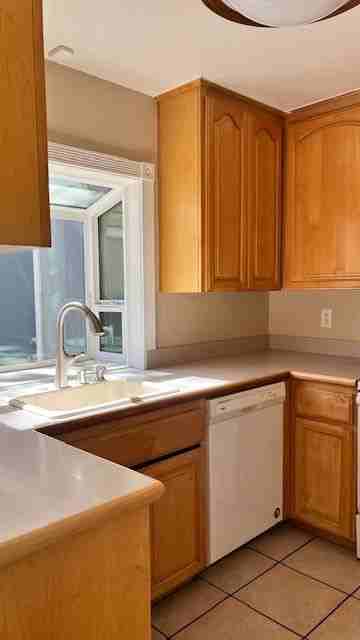2828 Royal Ann Ln - Photo 2 of 24