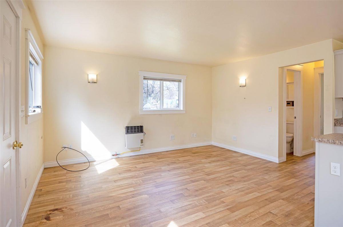 202 North Ave W - Photo 2 of 9