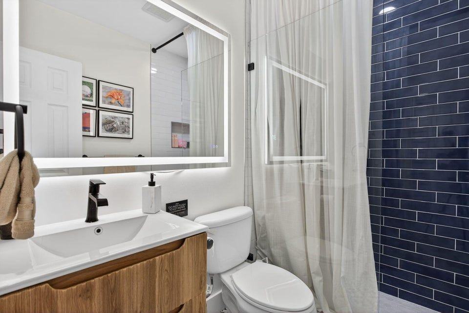 1501 Ne 7th Ave ##5 - Photo 6 of 10