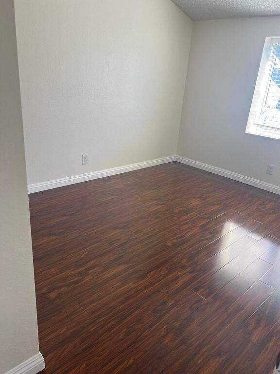 5033 W Avenue L10 ##11 - Photo 2 of 27