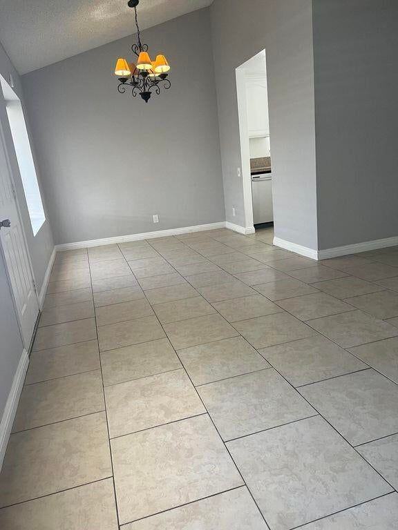 5033 W Avenue L10 ##11 - Photo 7 of 27