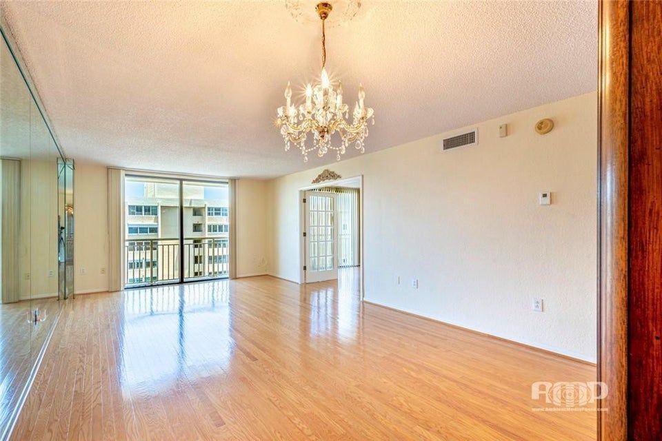 3100 Ne 48th St ##908 - Photo 4 of 14