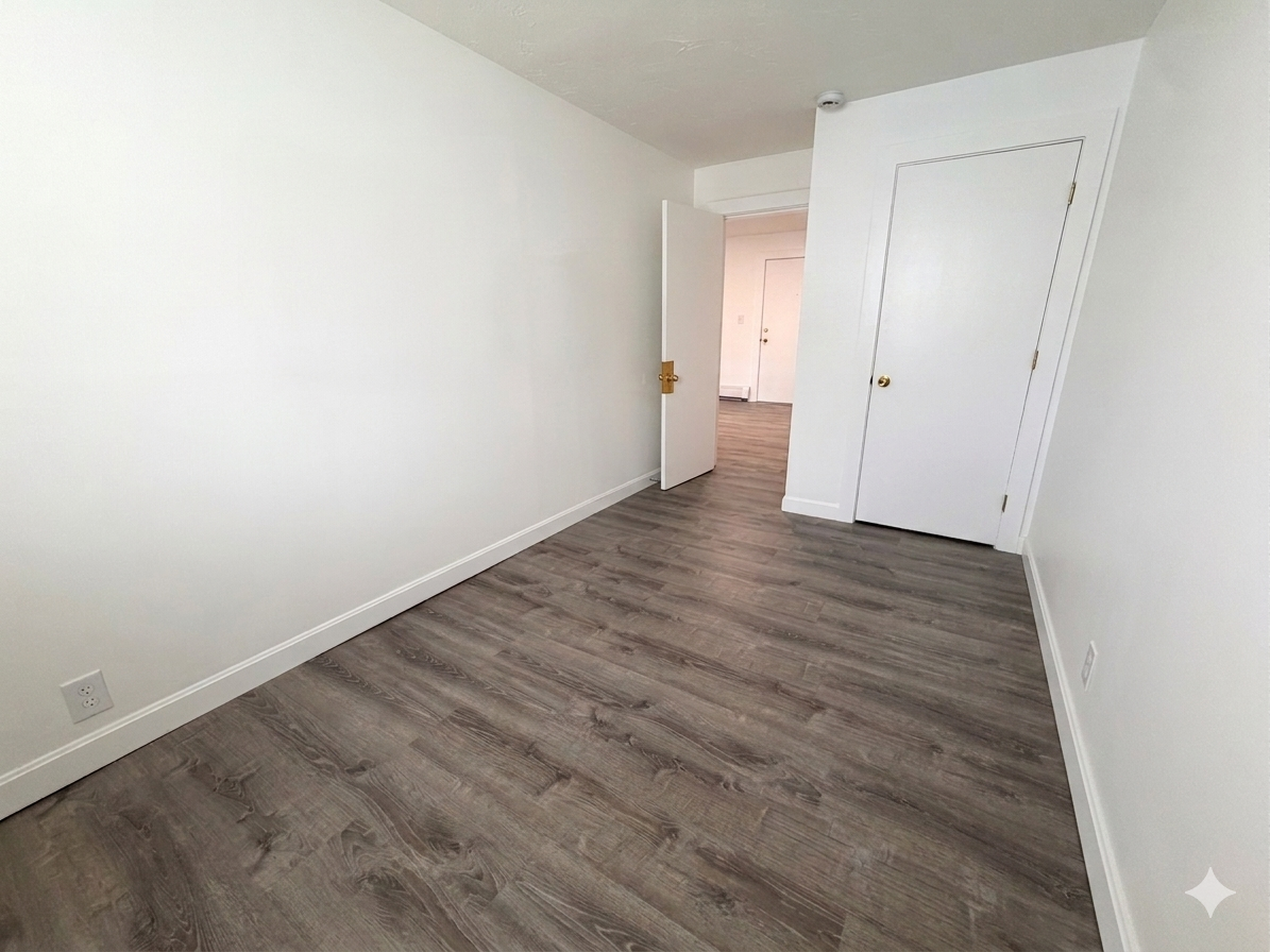 151 Adams St - Photo 4 of 6
