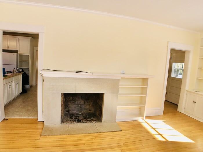 2740 Orchard Ln - Photo 4 of 20