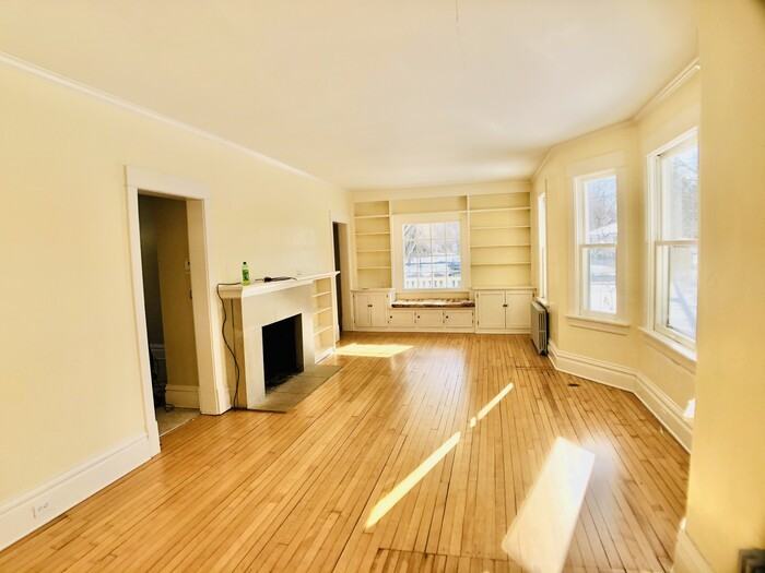 2740 Orchard Ln - Photo 5 of 20