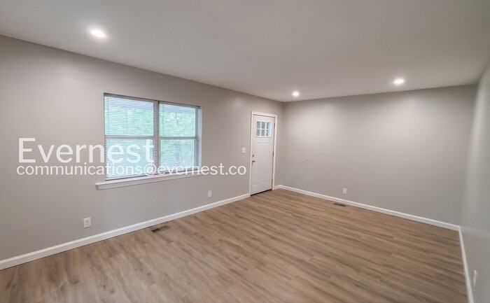 1020 Wynnwood Rd - Photo 6 of 19