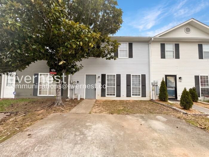 1588 King James Dr - Photo 2 of 19
