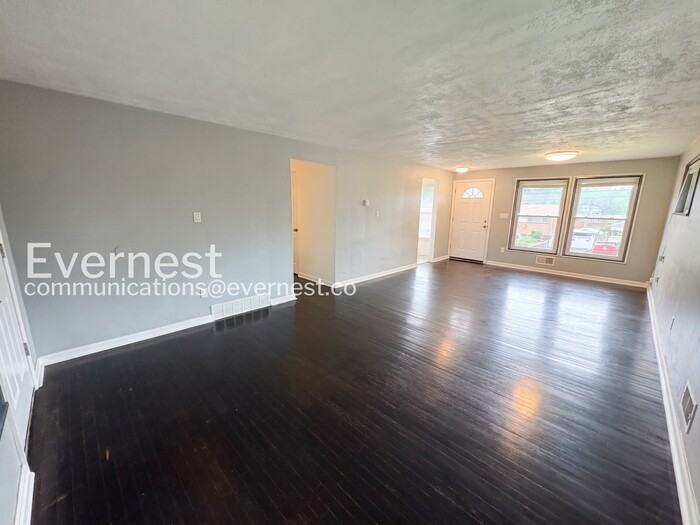 638 Garden City Dr - Photo 6 of 25