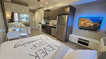 featured image of 925 Leon Avenue