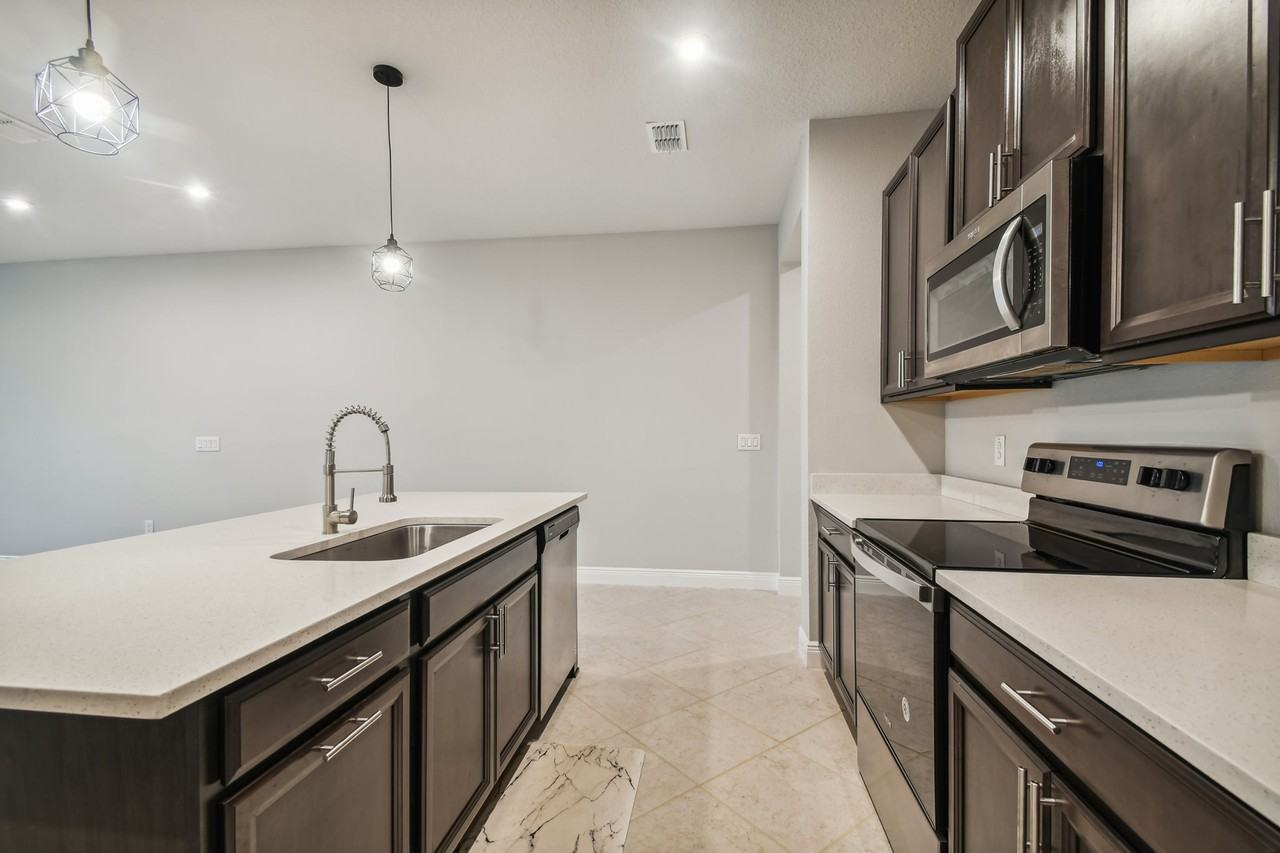 5815 Grand Sonata Ave #5815 - Photo 5 of 21