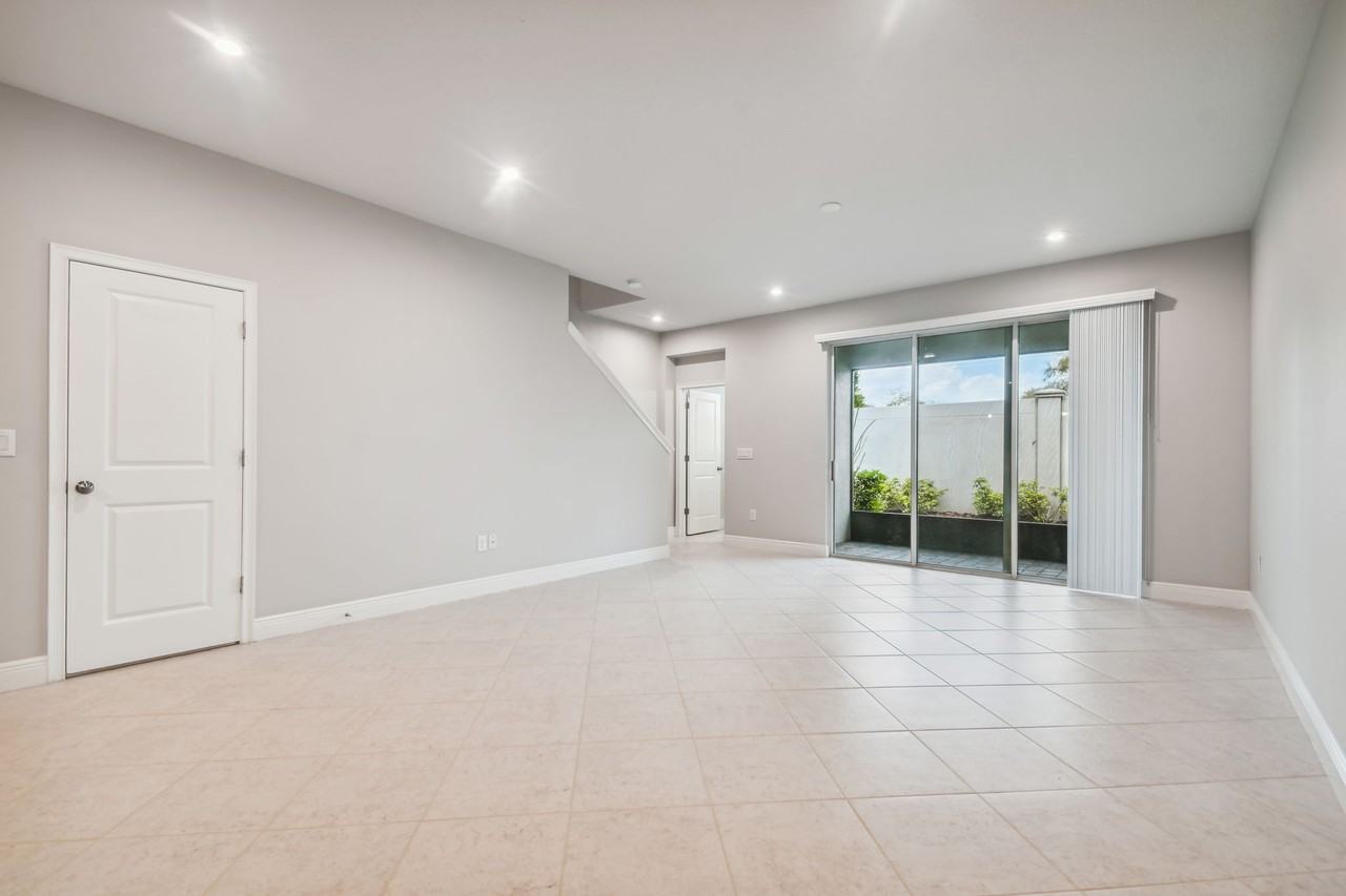 5815 Grand Sonata Ave #5815 - Photo 6 of 21