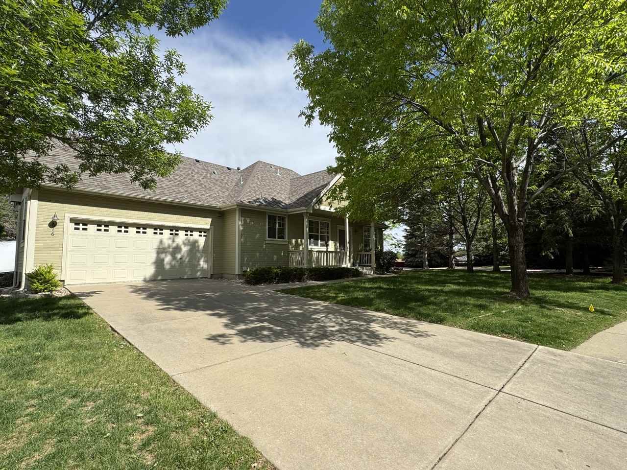 616 Wild Ridge Cir - Photo 2 of 21