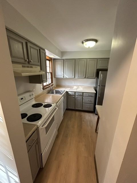 412 Anawanda Ave #412 - Photo 3 of 18