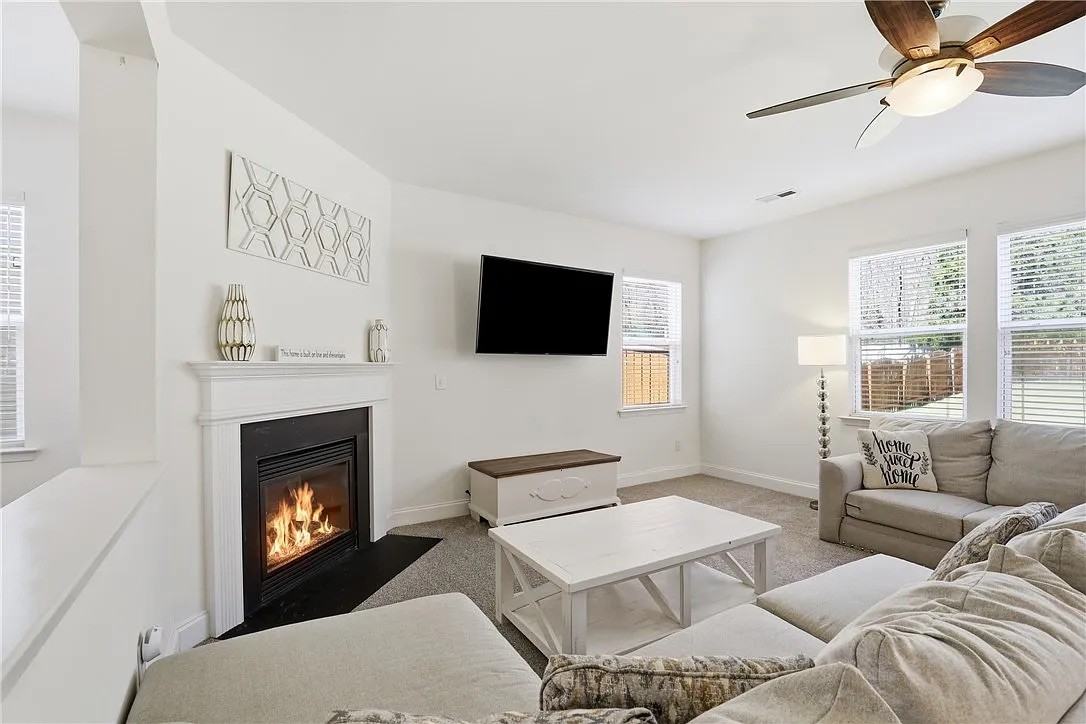 41 Border Ave #NA - Photo 2 of 10
