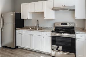 featured image of 155 Grove Ave #155