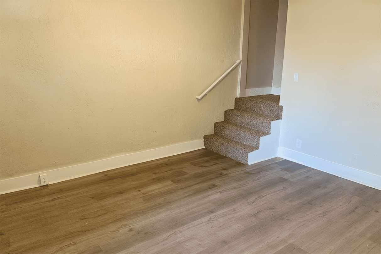 155 Grove Ave #155 - Photo 6 of 9