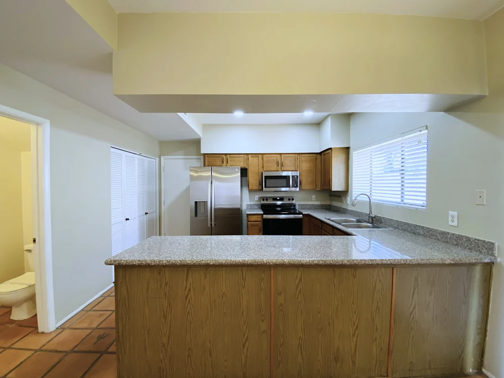 41 W Hancock Ave #NA - Photo 3 of 13