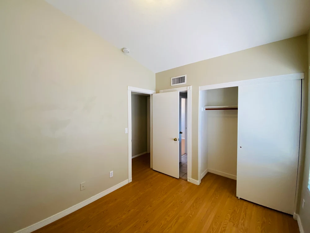 41 W Hancock Ave #NA - Photo 5 of 13