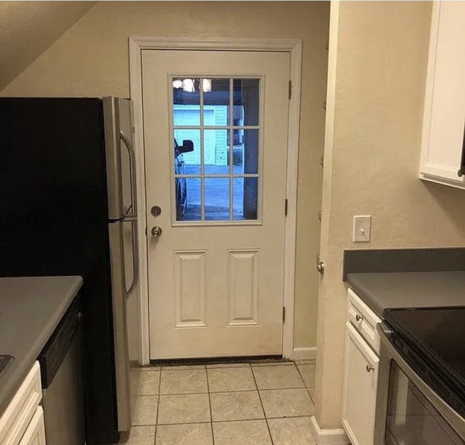 820 W Carolina St #1 - Photo 6 of 25