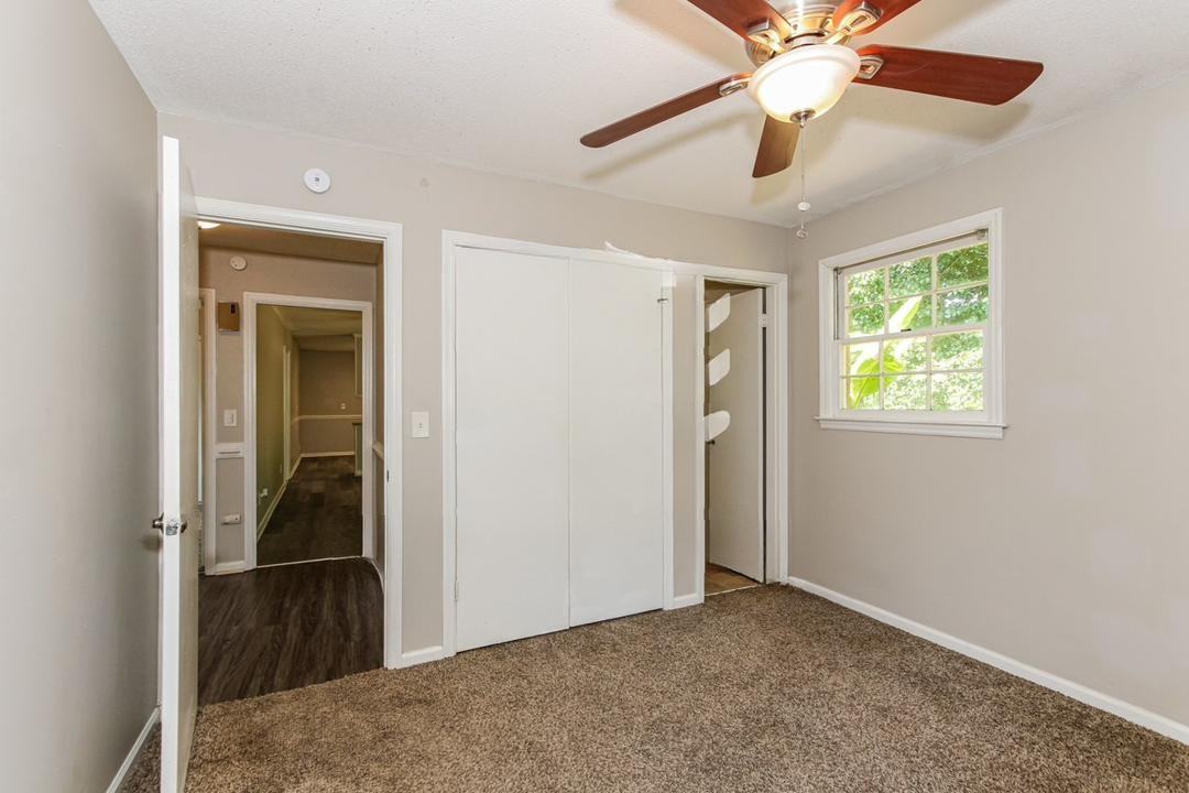 212 Avery Ln #NA - Photo 6 of 7