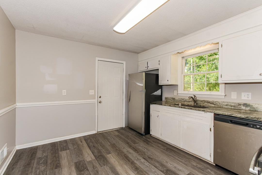 212 Avery Ln #NA - Photo 7 of 7