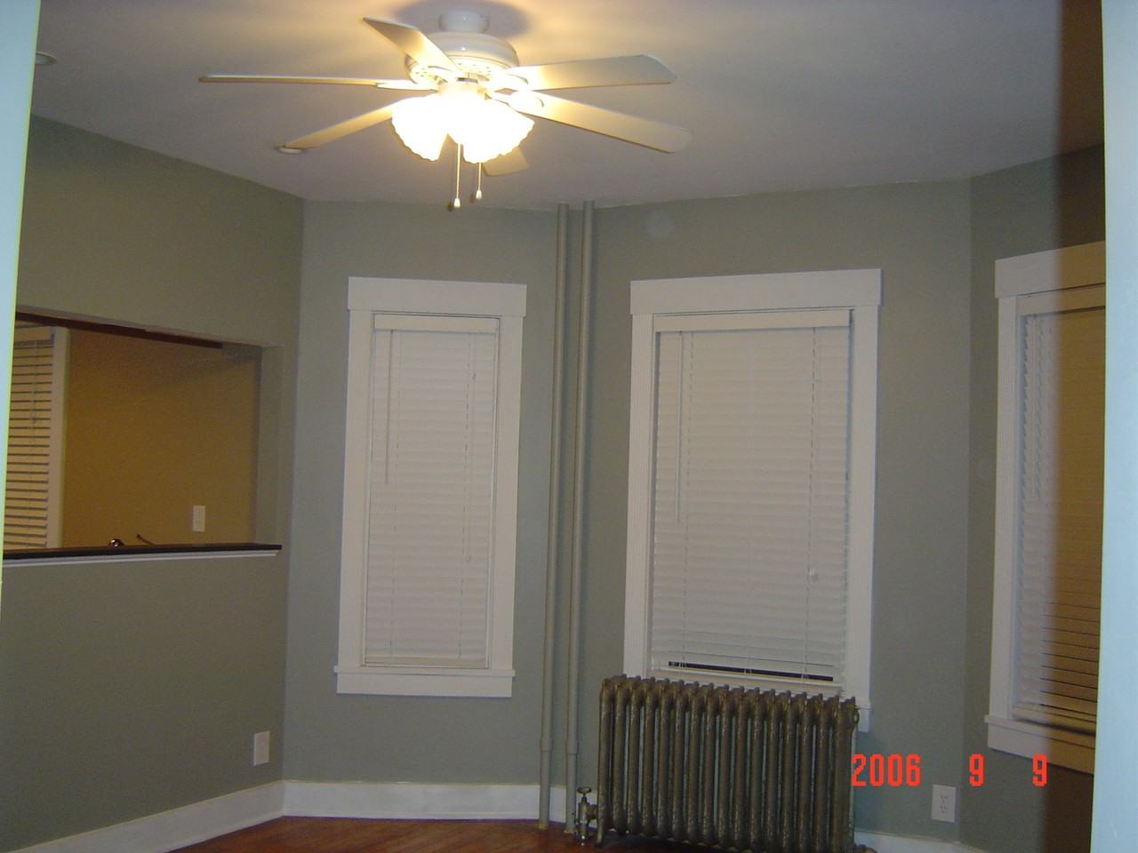 21 Falkland St #21 - Photo 5 of 14
