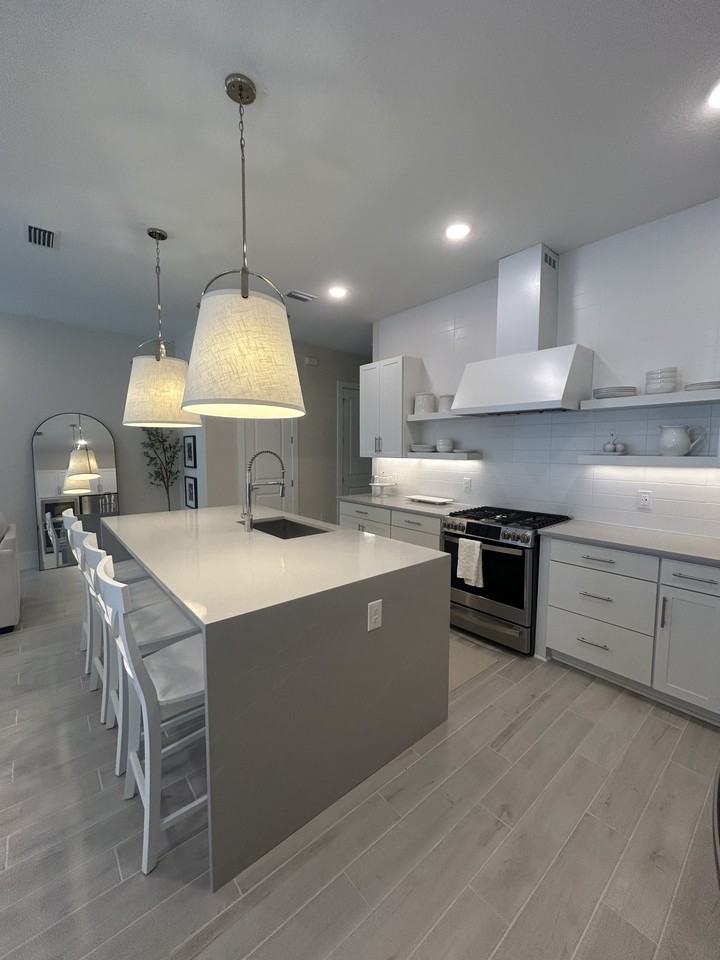 12602 Clear Sapphire Dr #NA - Photo 3 of 29